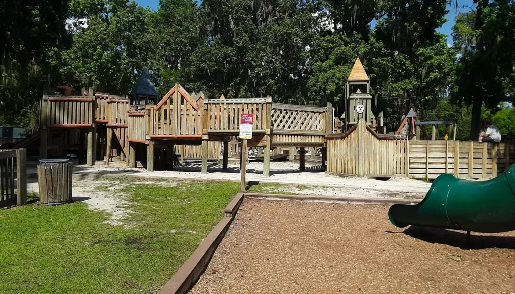 Tom Varn Park